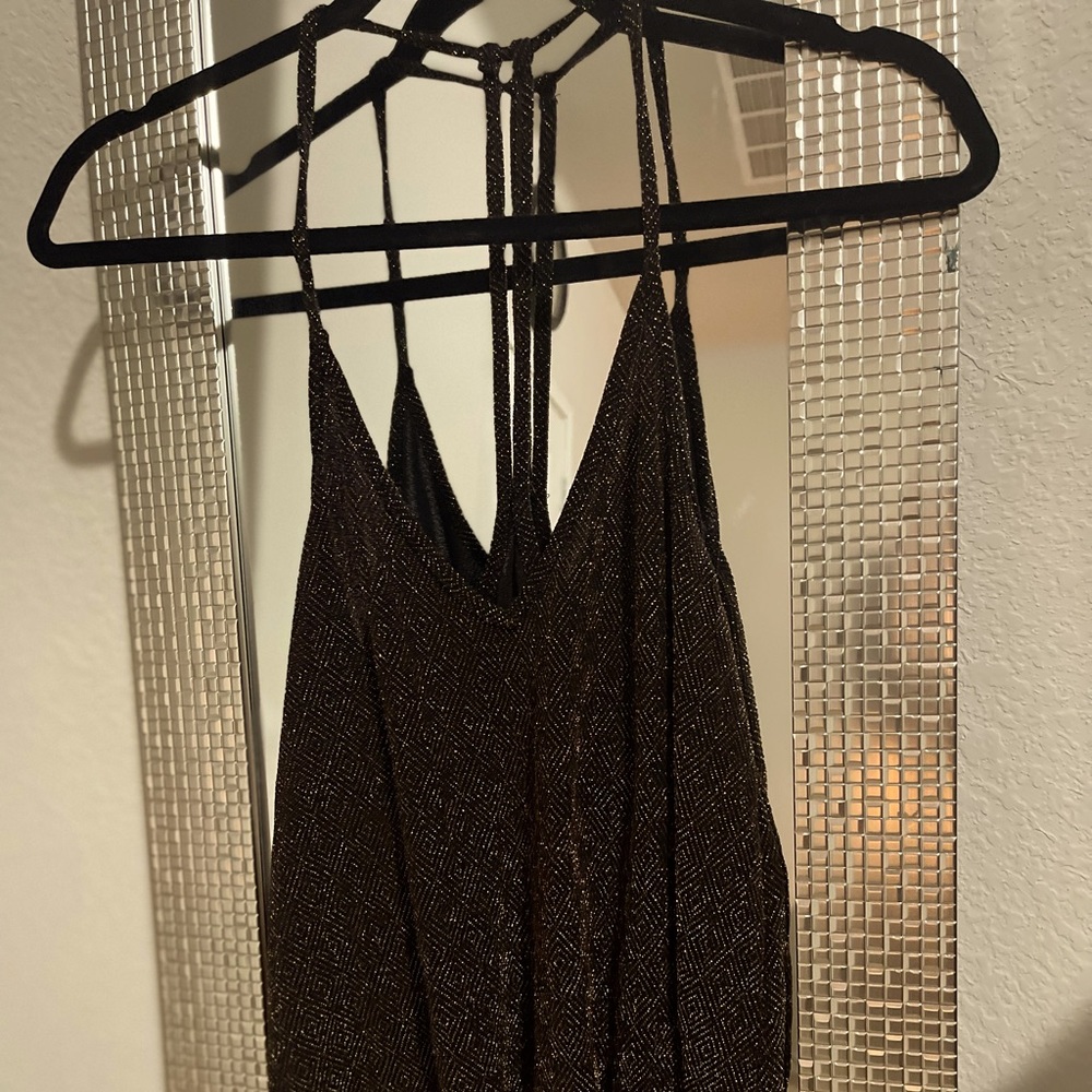 🌸 Gold Sparkle Strappy Top ✨ Night-Out Glam – Size L